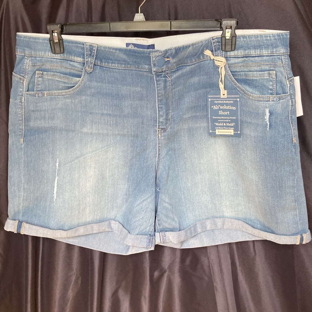 Democracy ab solution jean short denim short w slimming panel distressed 22W - Picture 9 of 17